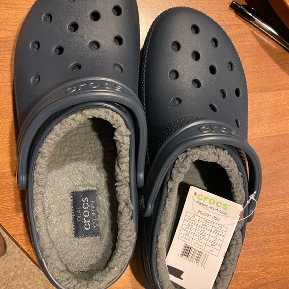 Crocs - Picture 2 of 2